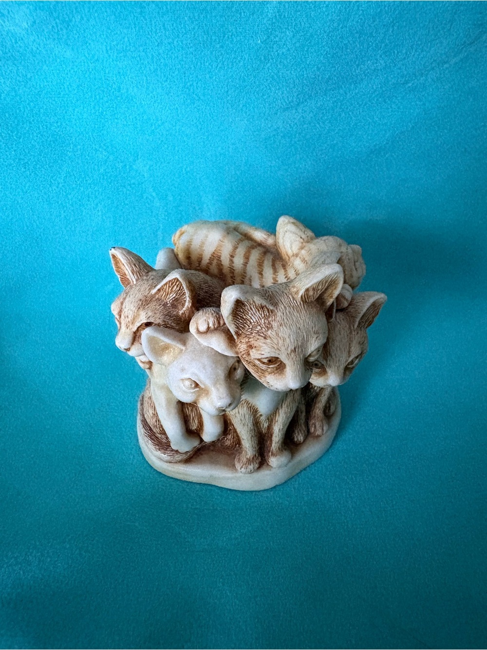 Harmony Kingdom Cat Pile with hidden mouse